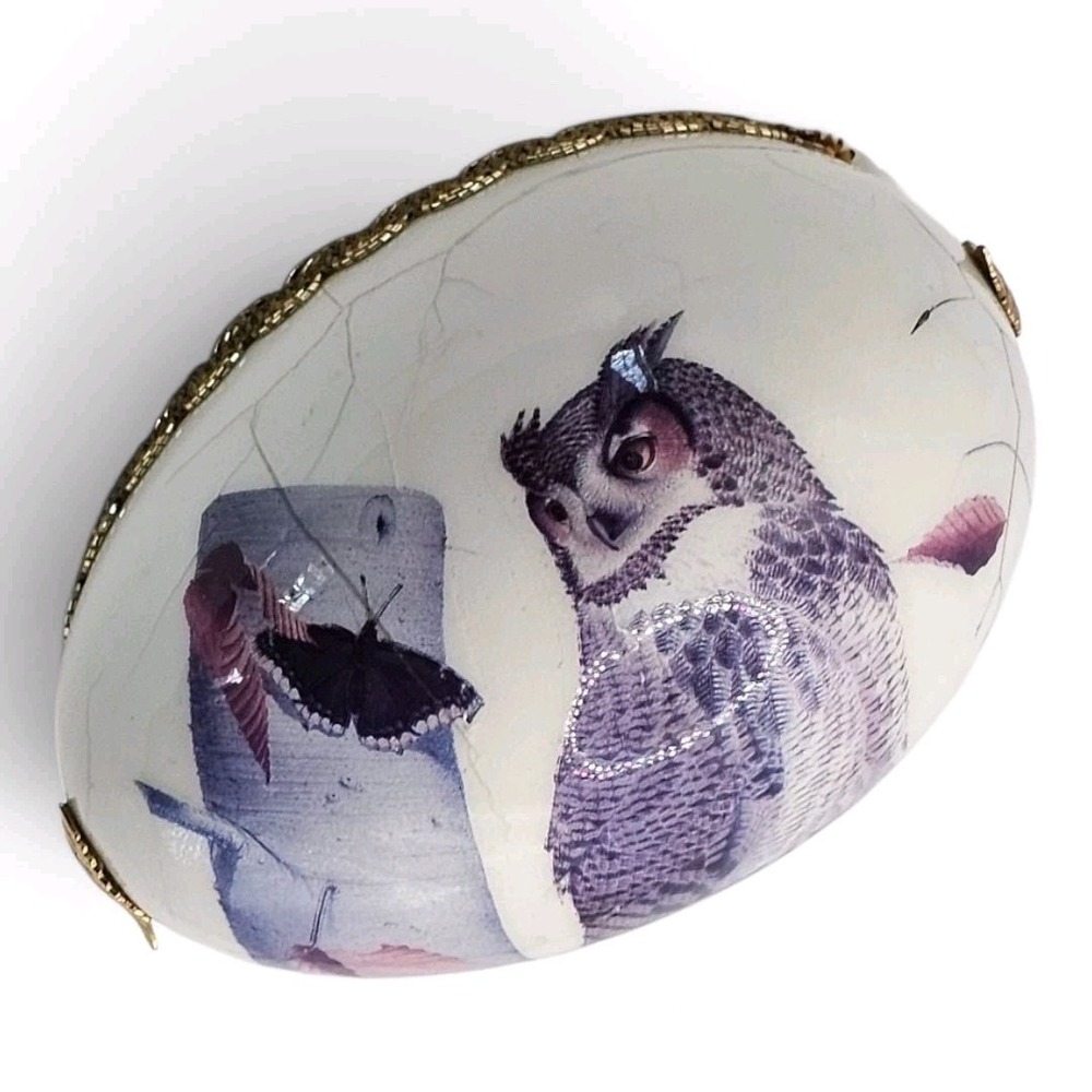 Vintage Porcelain Egg Shaped Paperweight Painted Realistic Snowy Owl Gold Leaves